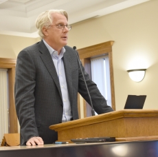 Jim Maland of Stantec addresses the Lake City City Council during a special meeting Sept. 18.
